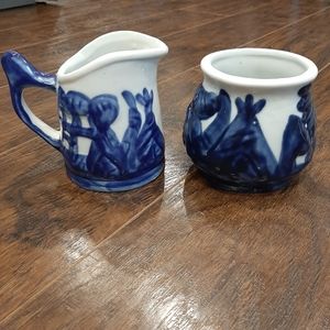 Vintage Cream and Sugar Indian Chief Design